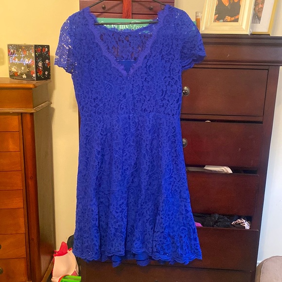 Diane von Furstenberg Blue Barbara Scalloped Floral Lace Sheath Cktl Dress 12 - Picture 3 of 4